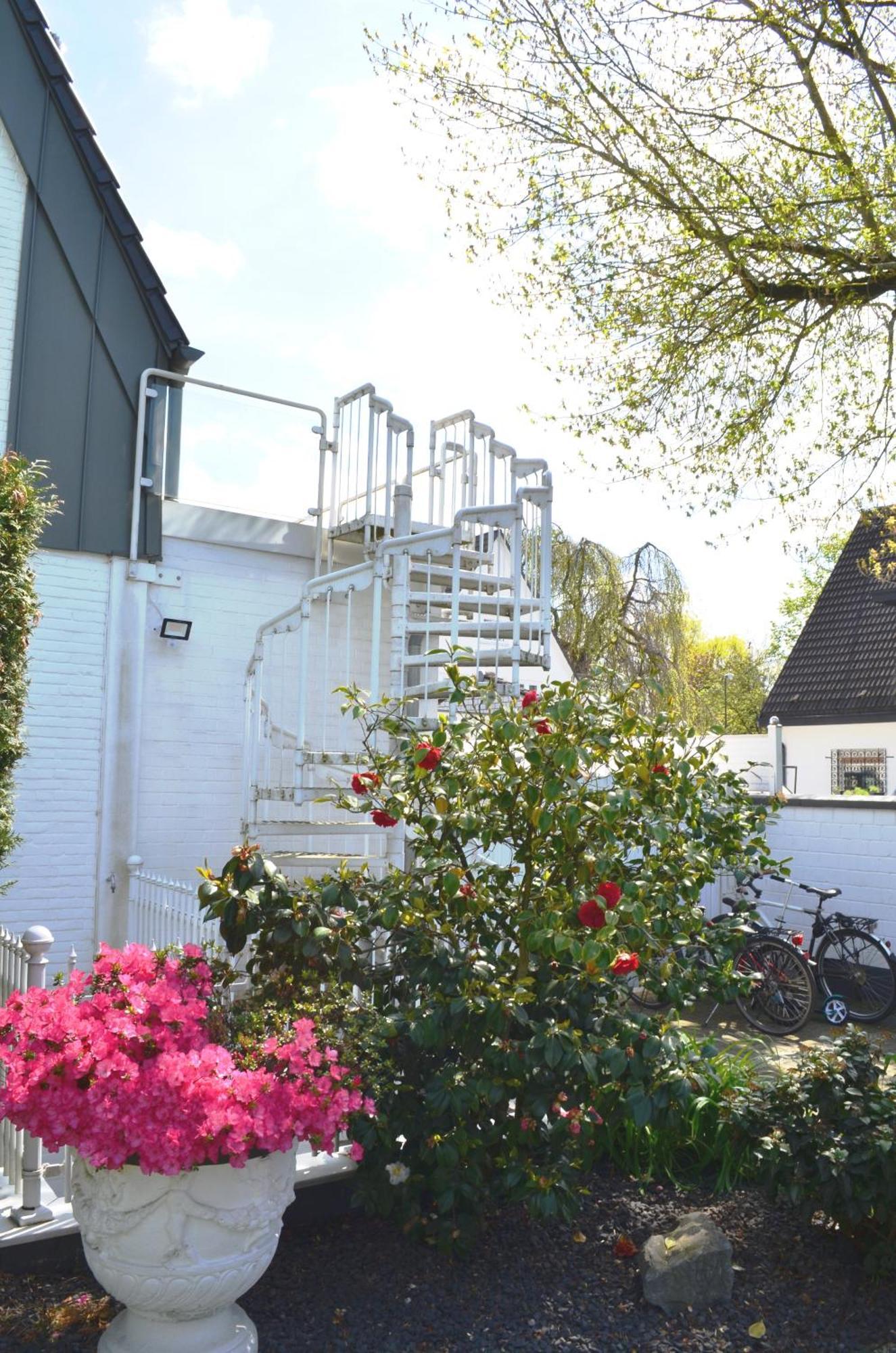 Av No.1 Apartment Dusseldorf Luaran gambar
